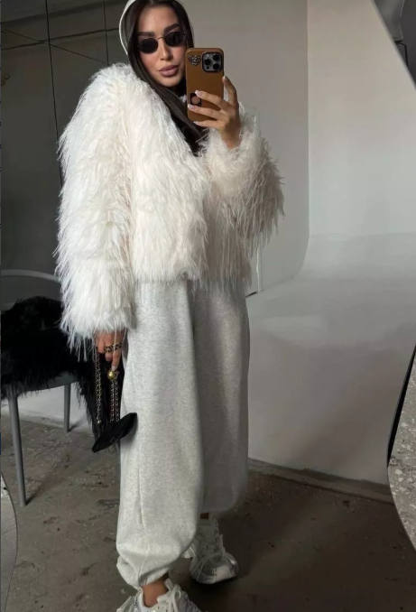 картинка Шуба от магазина Одежда+