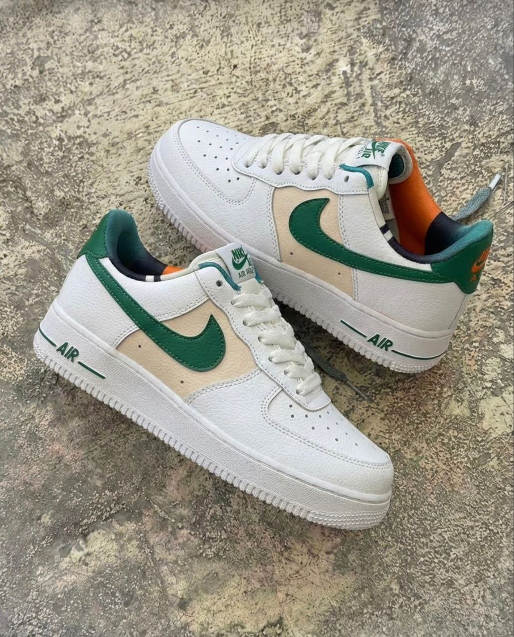 фото весенние женские кроссовки оптом