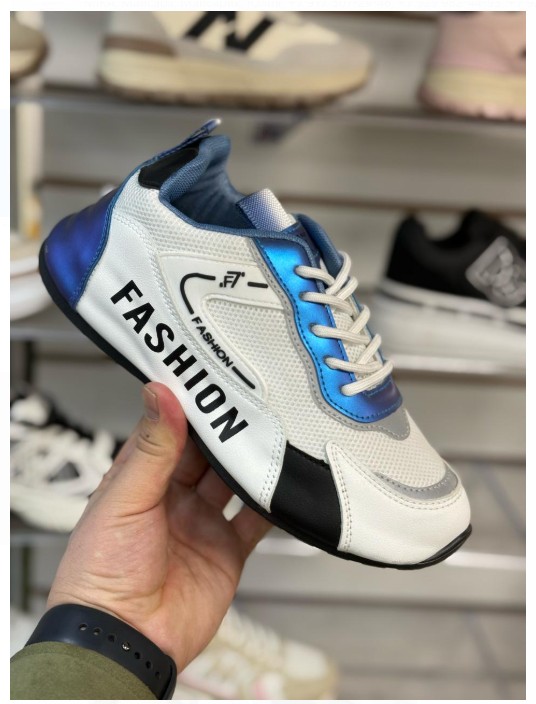 фото летние женские кроссовки оптом