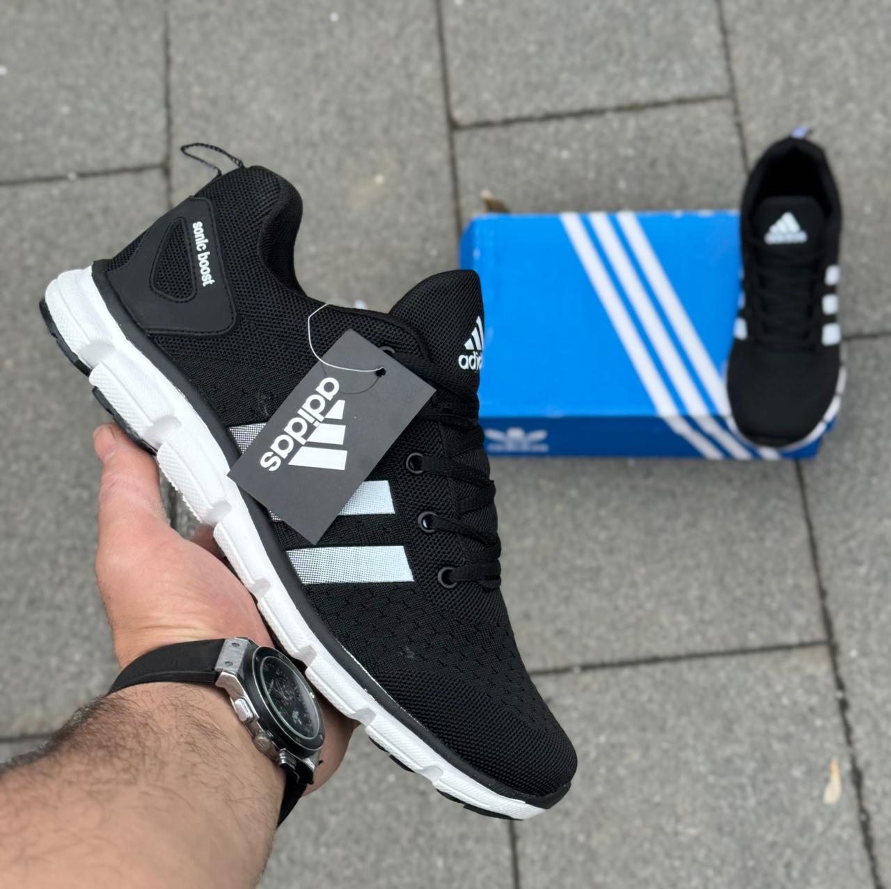 фото Мужские весенние кроссовки Adidas 825284 оптом с доставкой