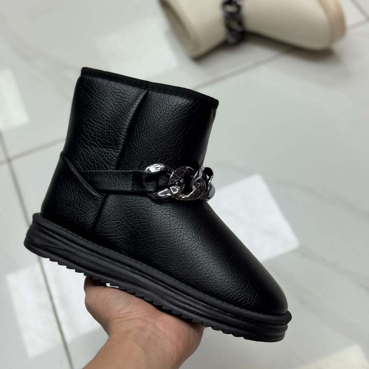 фото зимние женские угги оптом