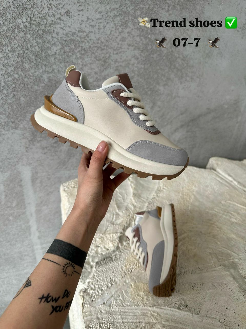 фото весенние женские кроссовки оптом