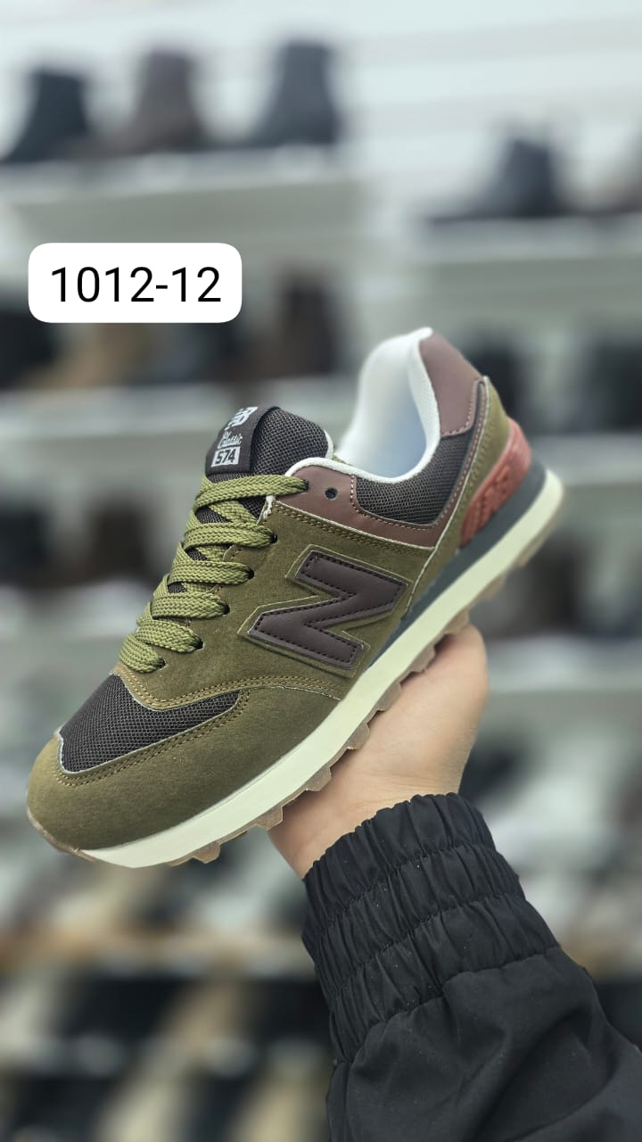 фото весенние женские кроссовки оптом