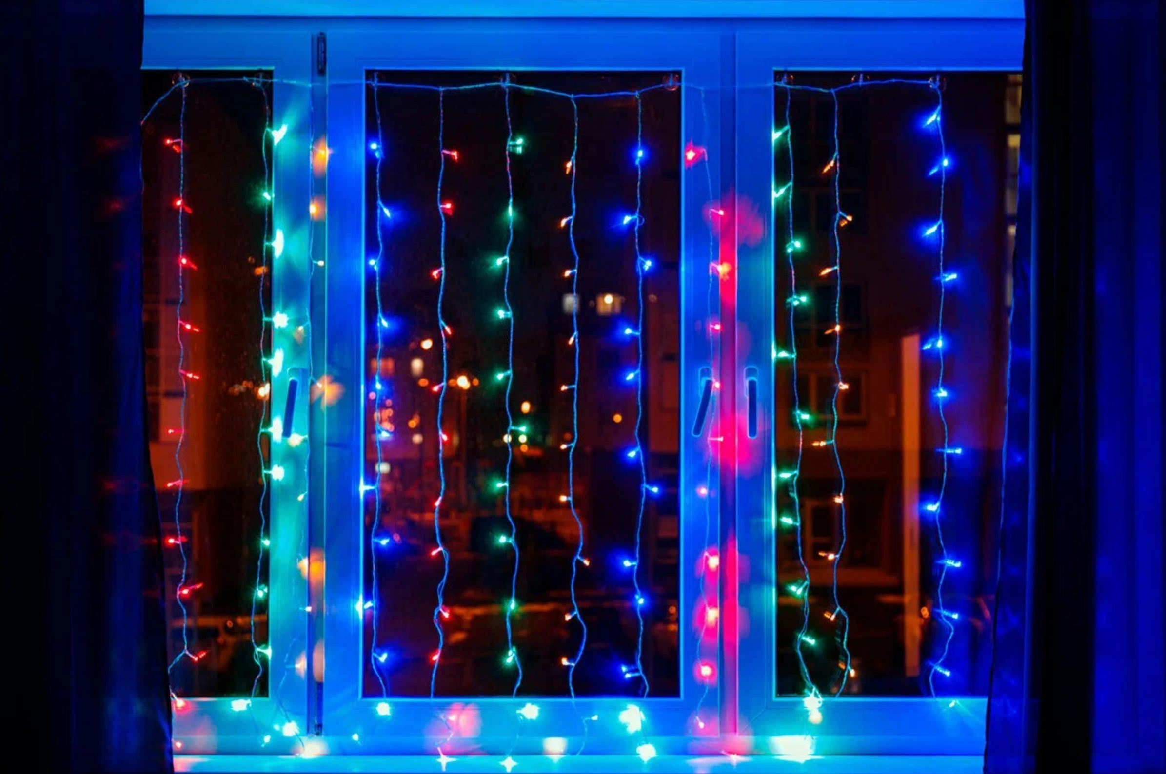 картинка Гирлянда "штора" 1,8х1,8 цветная от магазина Одежда+