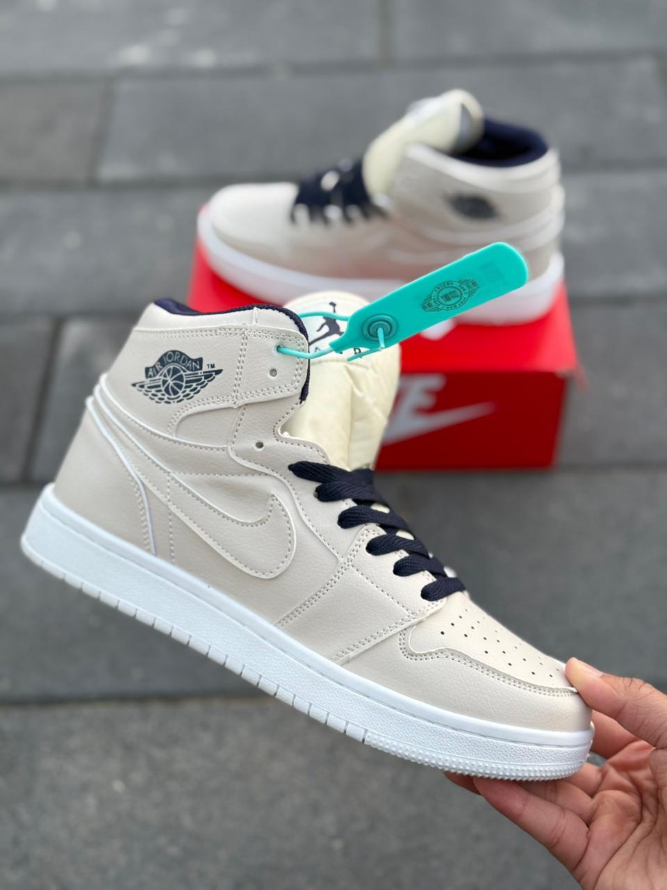 фото осенние женские кроссовки оптом