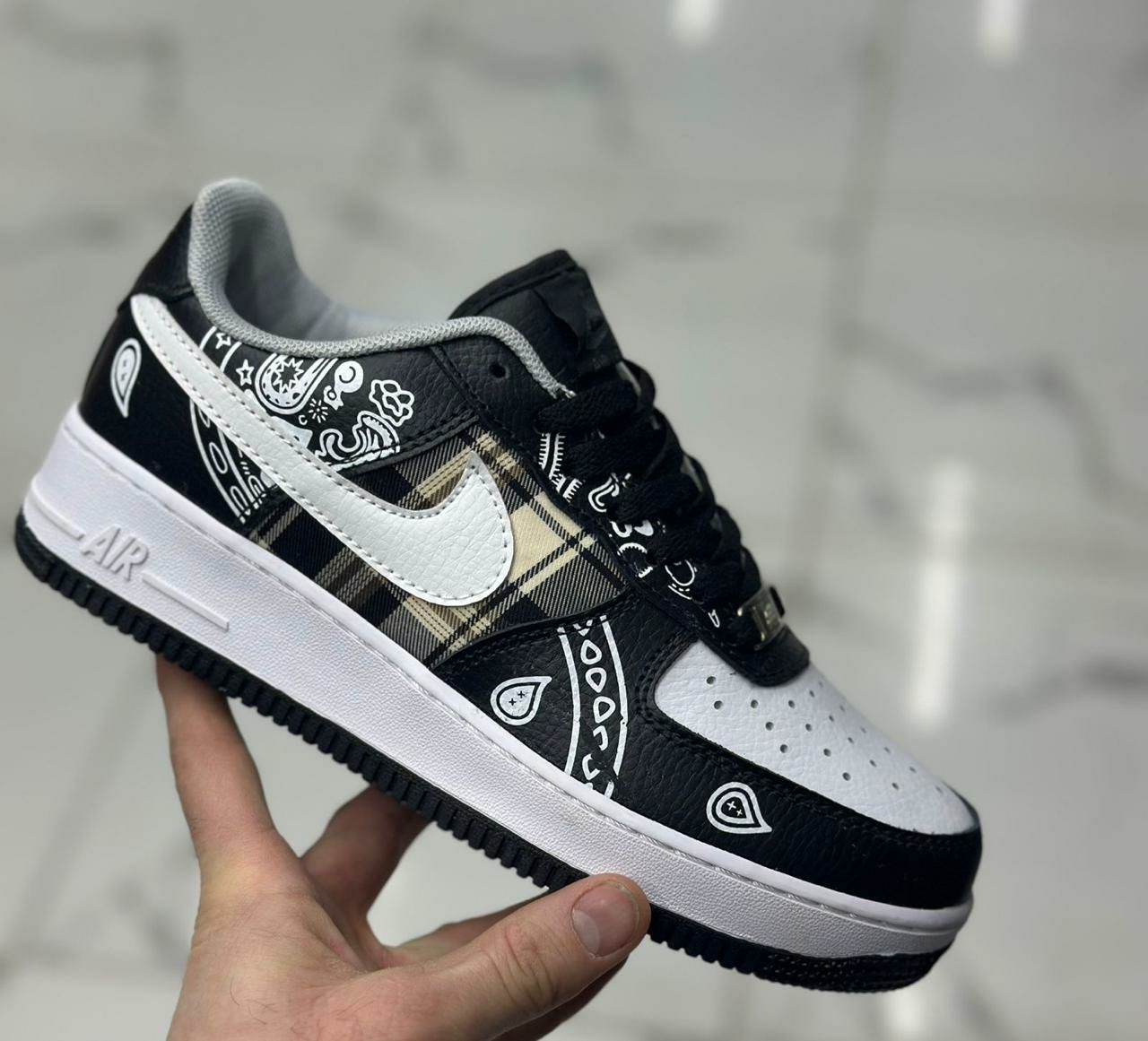 фото весенние женские кроссовки оптом