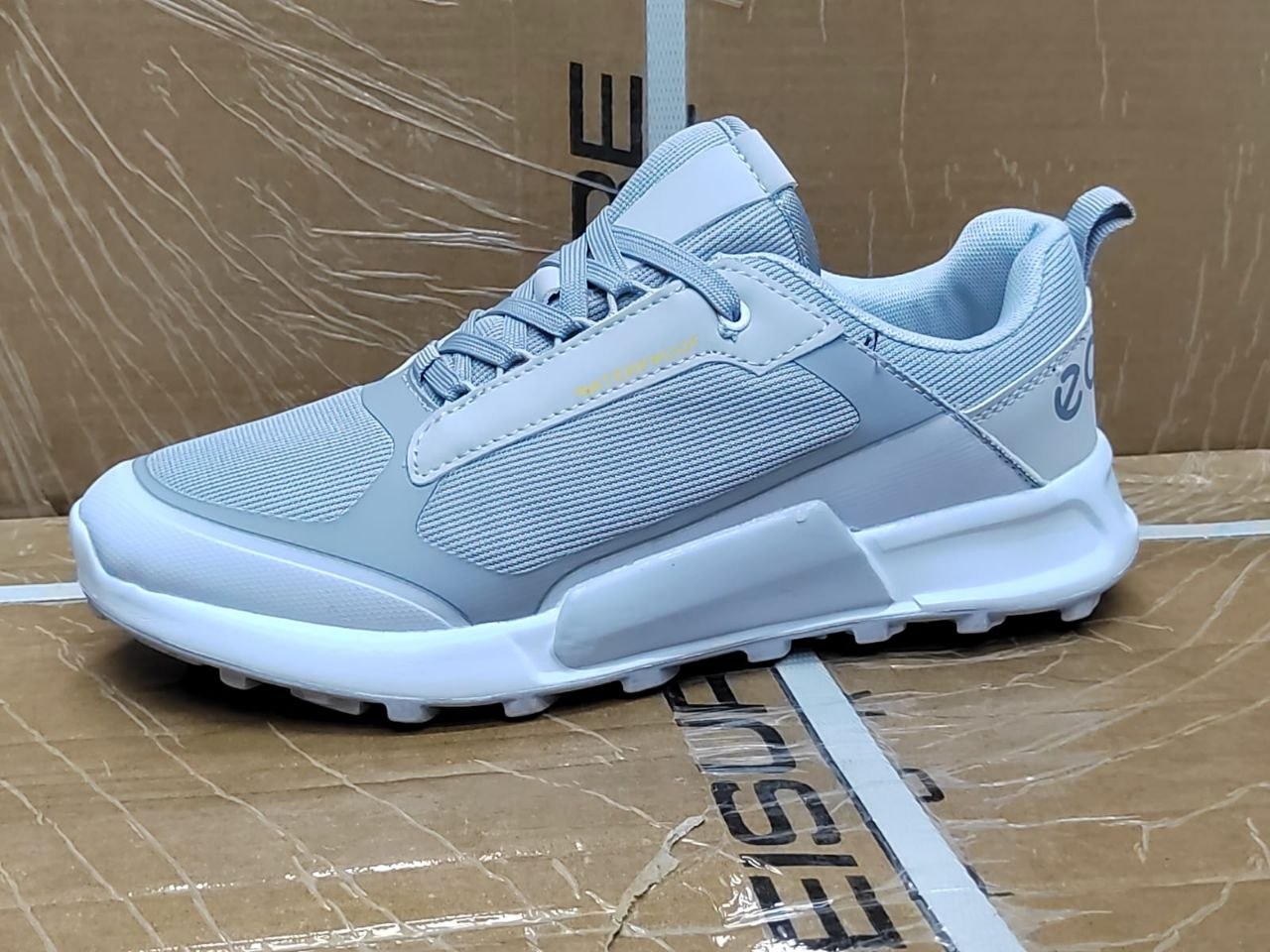 фото весенние мужские кроссовки оптом с доставкой