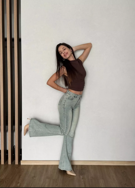 картинка Джинсы от магазина Одежда+