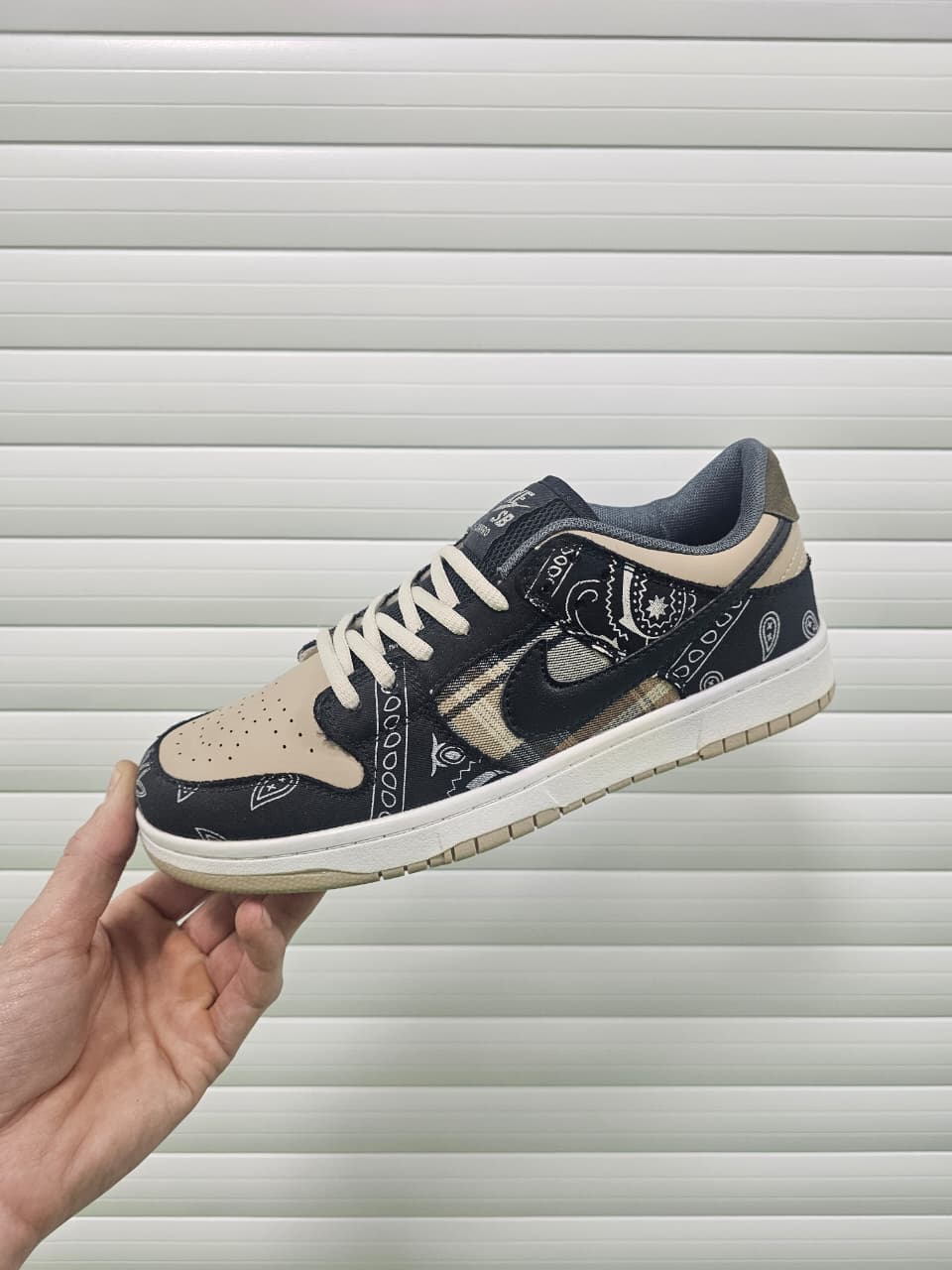 фото весенние мужские кроссовки оптом с доставкой