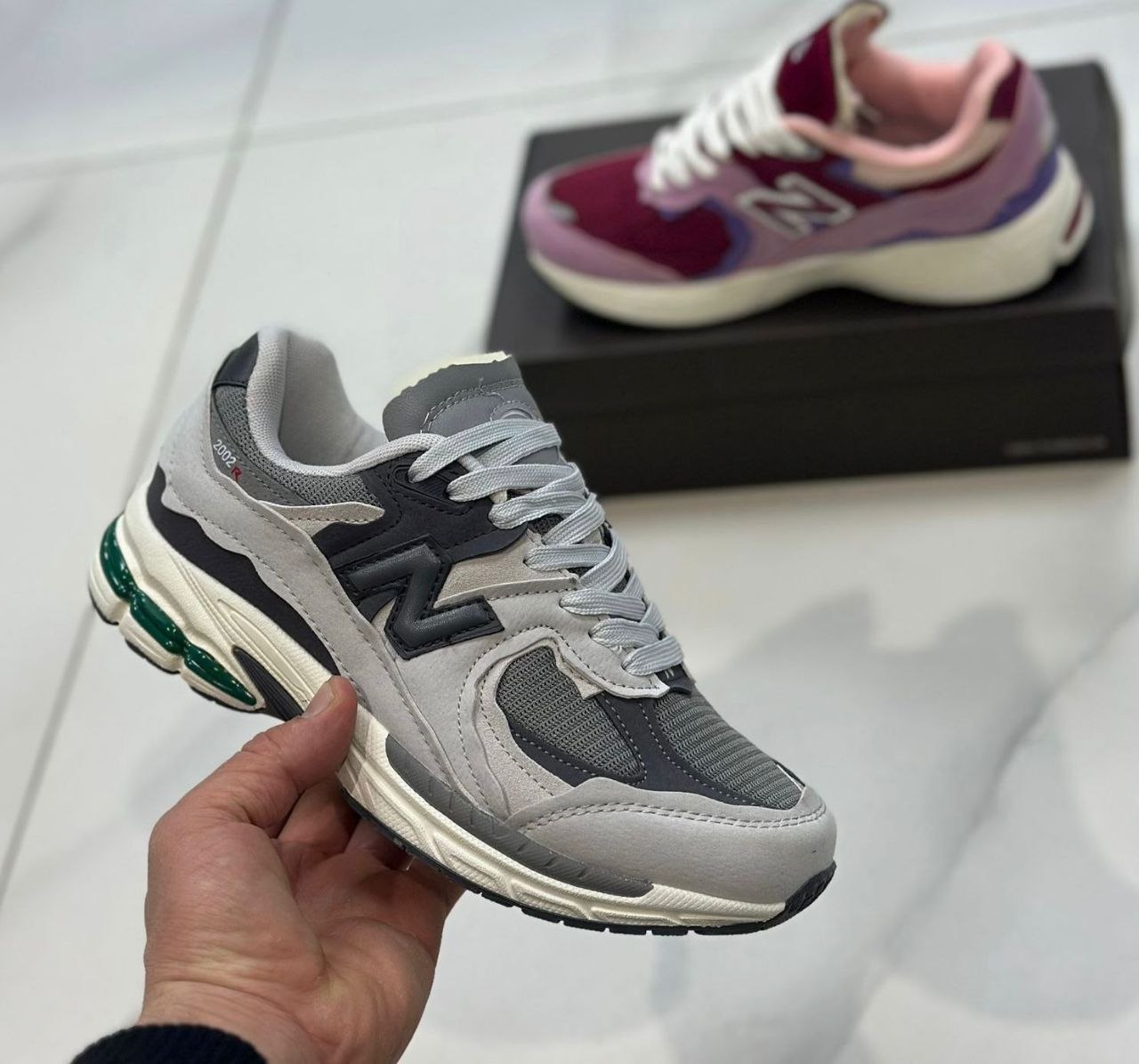 фото весенние женские кроссовки оптом