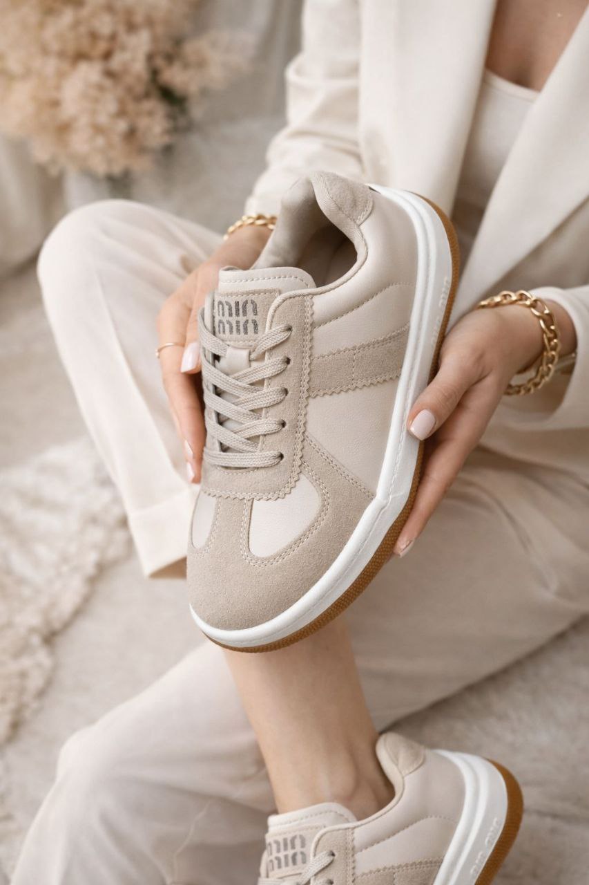 фото весенние женские кроссовки оптом