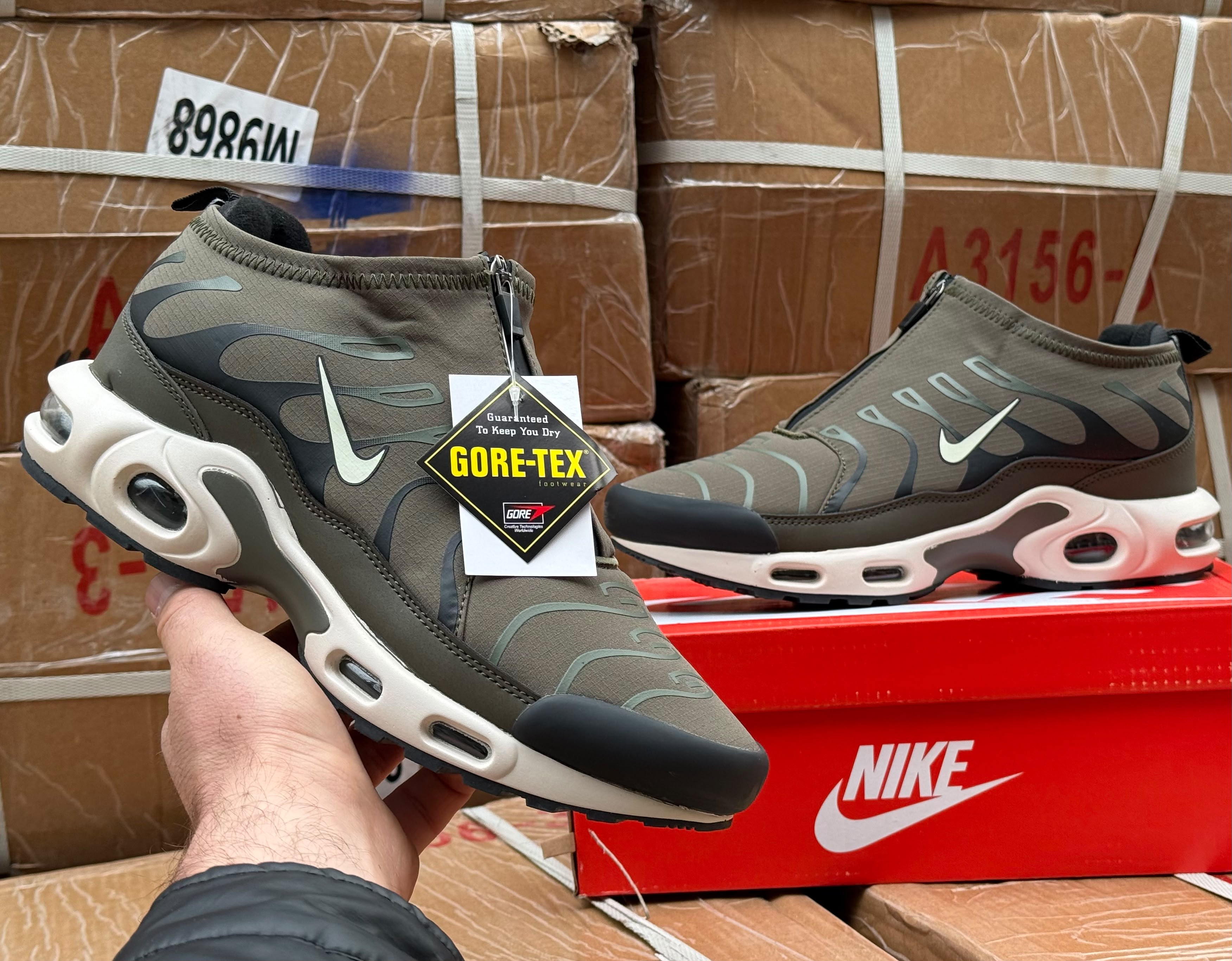 фото мужские зимние кроссовки с технологией gore-tex и воздушной подошвой 858992 оптом