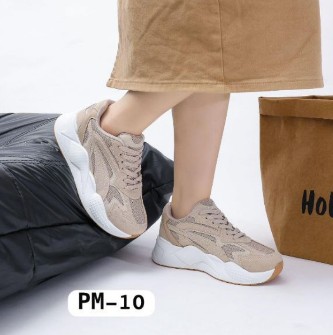 фото весенние женские кроссовки оптом