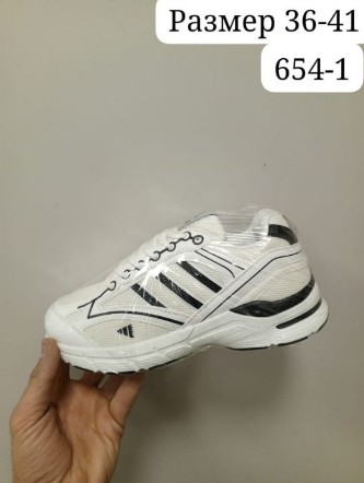 фото весенние женские кроссовки оптом