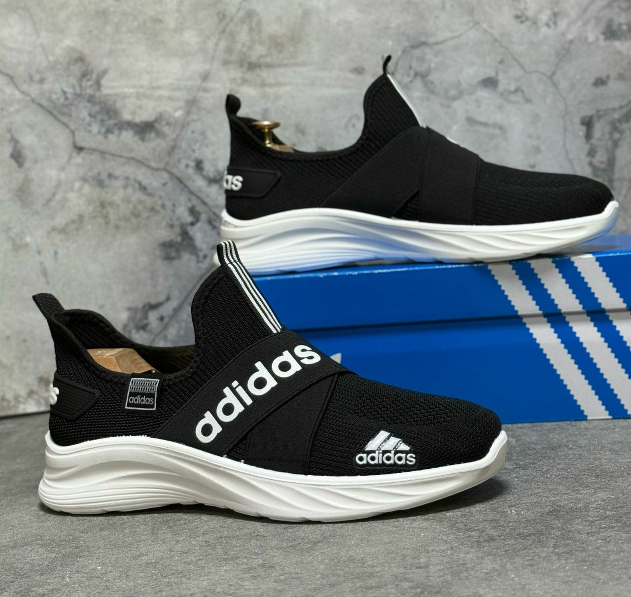 фото весенние мужские кроссовки оптом с доставкой