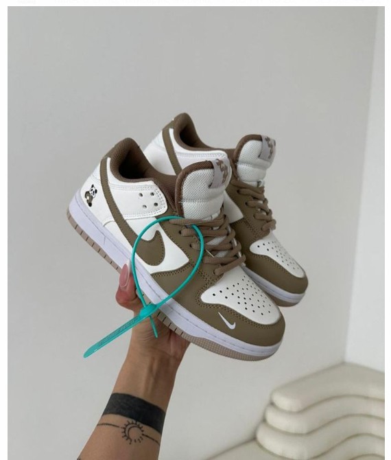 фото весенние женские кроссовки оптом