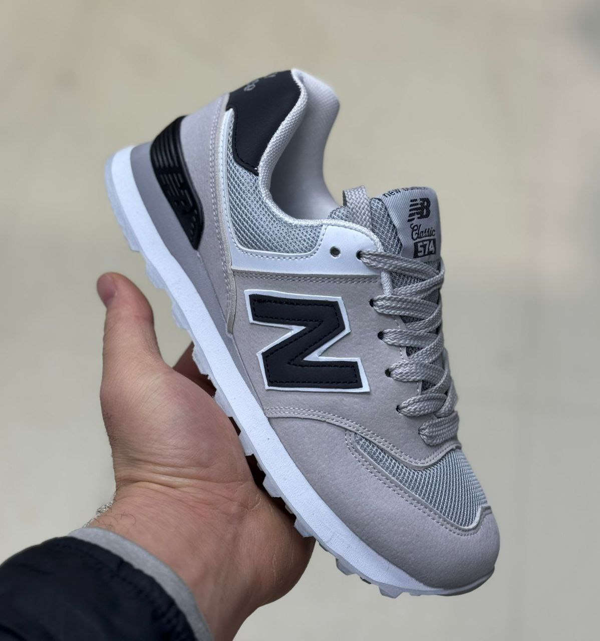 фото весенние женские кроссовки оптом