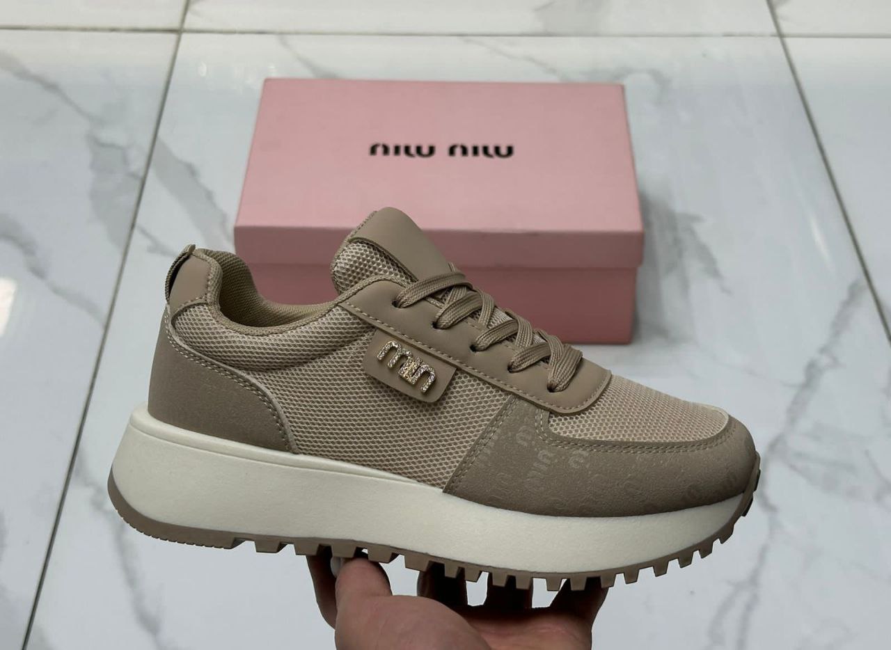 фото весенние женские кроссовки оптом