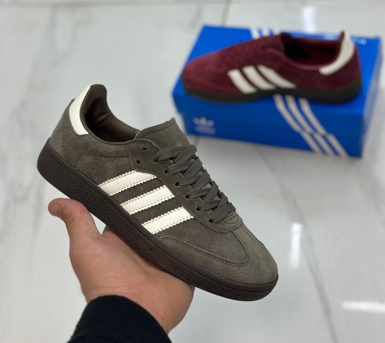 фото весенние женские кроссовки оптом