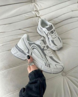 фото весенние женские кроссовки оптом