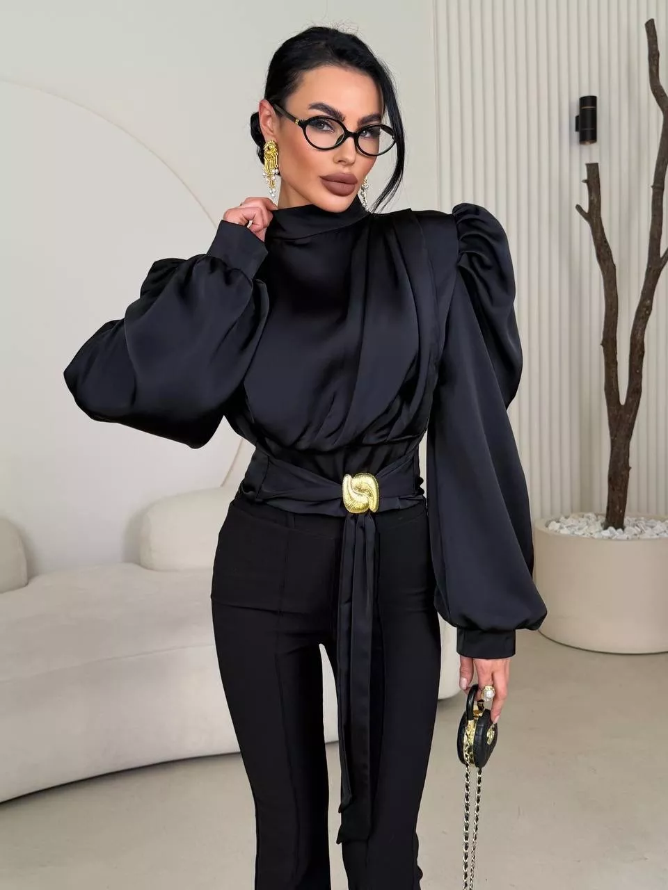 картинка Элегантная блузка от магазина Одежда+