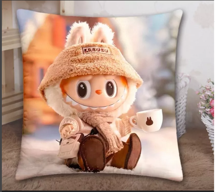 картинка Игрушка подушка "Лабубу" 40*40 см от магазина Одежда+