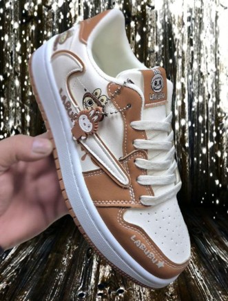 фото весенние женские кроссовки оптом