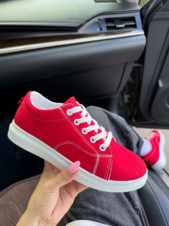 фото весенние женские кеды оптом