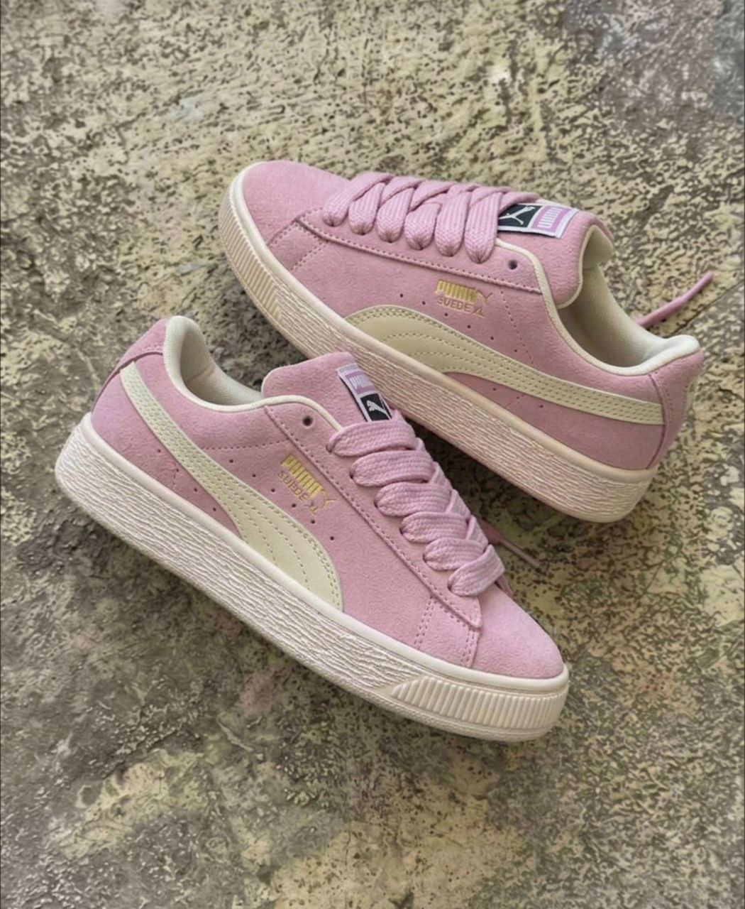 фото женские розовые кроссовки puma 441203 оптом
