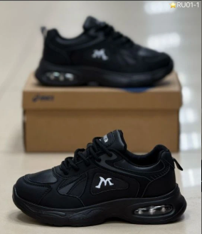 фото весенние женские кроссовки оптом