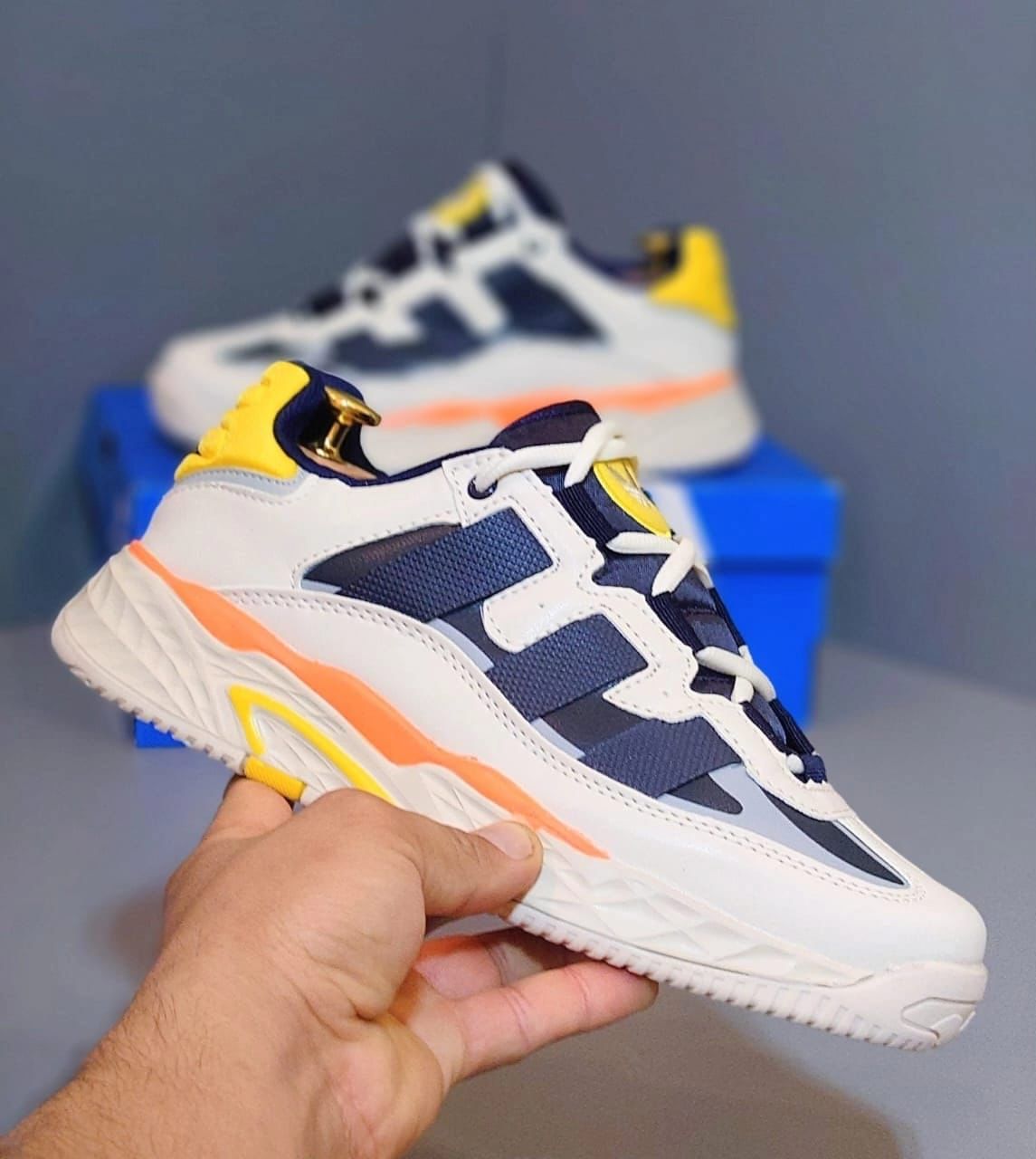 фото весенние мужские кроссовки оптом с доставкой