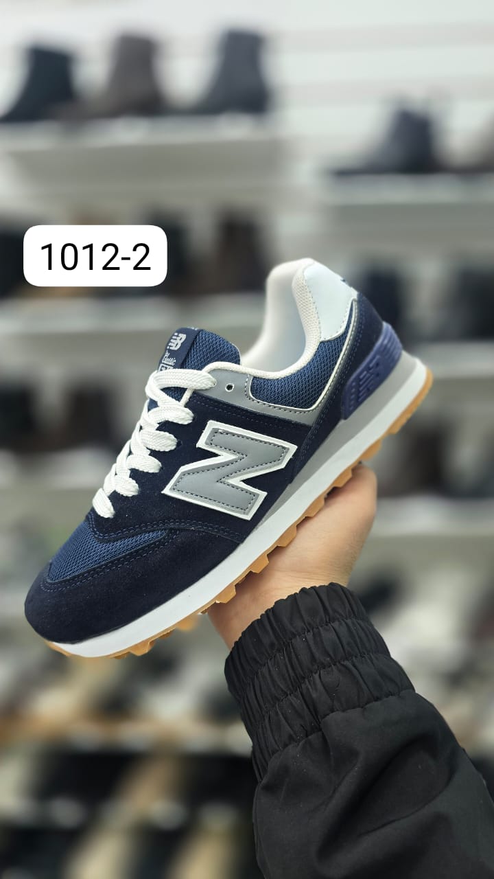 фото весенние женские кроссовки оптом