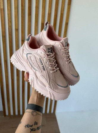 фото весенние женские кроссовки оптом