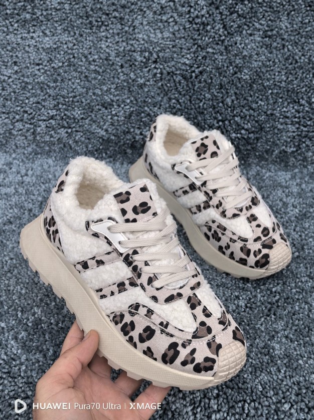 фото зимние женские кроссовки оптом с доставкой