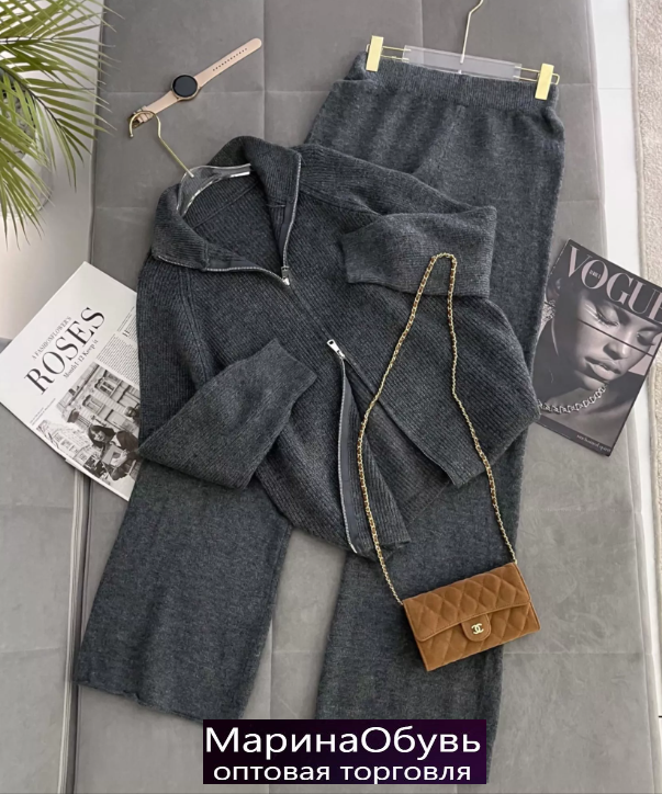 картинка Костюм двойка без выбора от магазина Одежда+