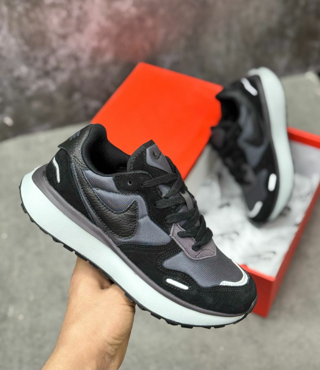 фото весенние женские кроссовки оптом