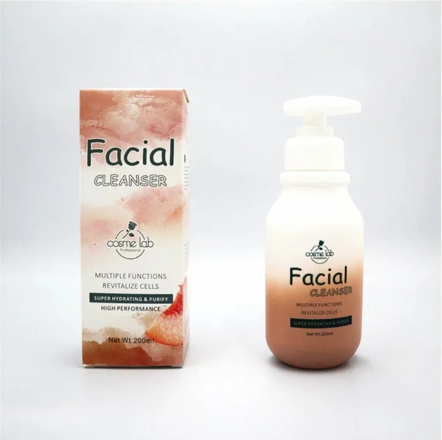 картинка Очищающая пенка для лица Персик 200мл от магазина Одежда+