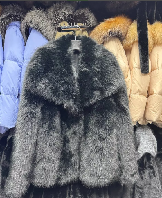 картинка Шуба от магазина Одежда+