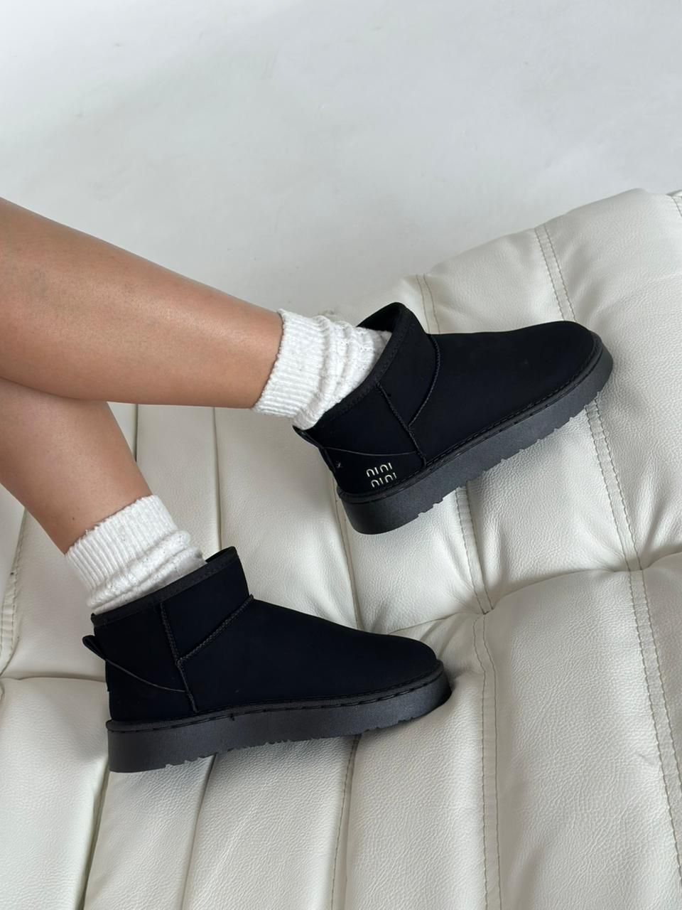 фото nike air женские зимние угги размер: 36,37,38,38,39,39,40,41  зимние женские угги оптом