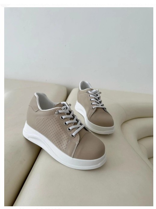 фото весенние женские кроссовки оптом