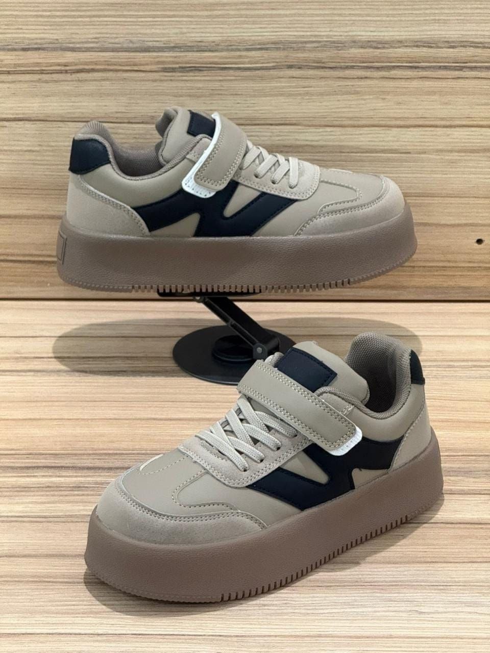 фото весенние кроссовки для мальчиков оптом