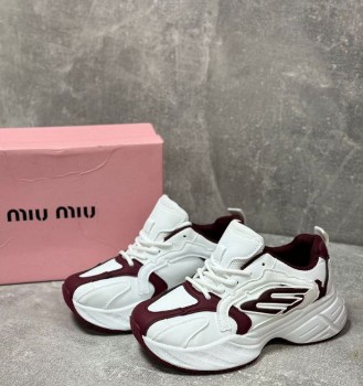 фото весенние женские кроссовки оптом