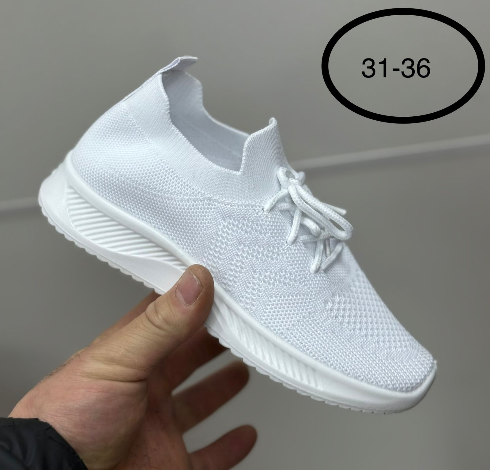 фото весенние кроссовки для девочек оптом