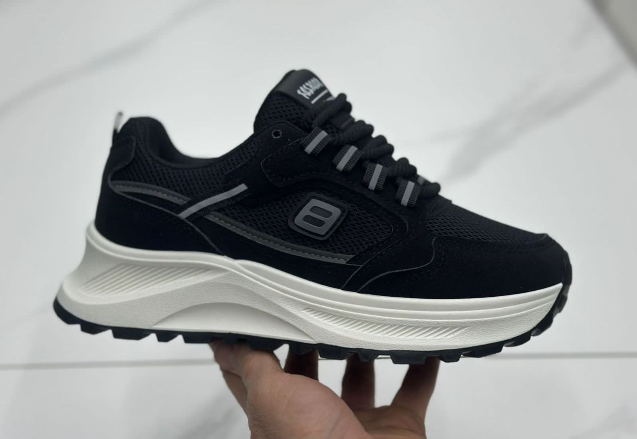 фото весенние женские кроссовки оптом