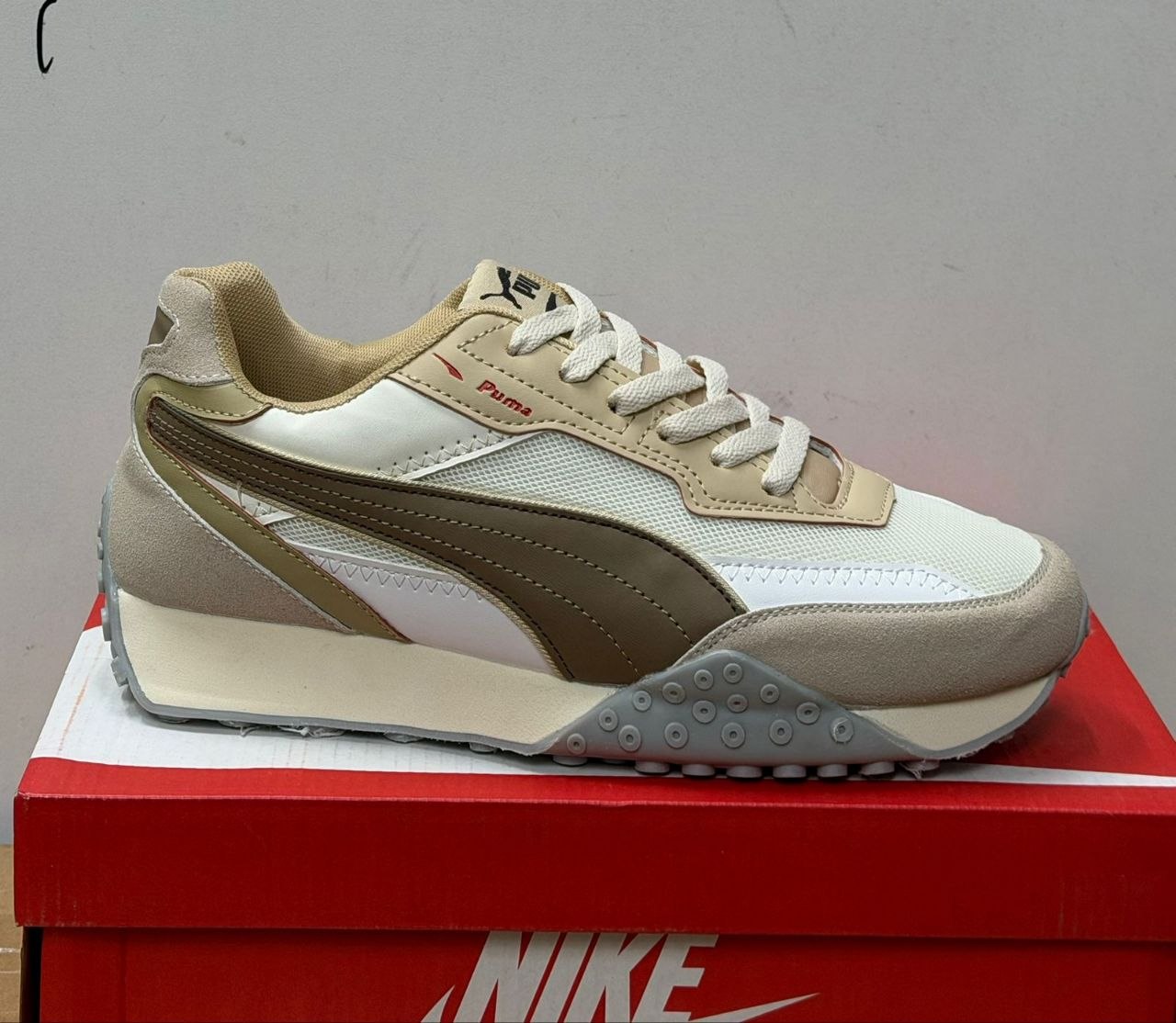 фото весенние мужские кроссовки оптом с доставкой