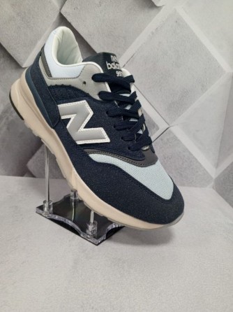 фото весенние мужские кроссовки оптом с доставкой