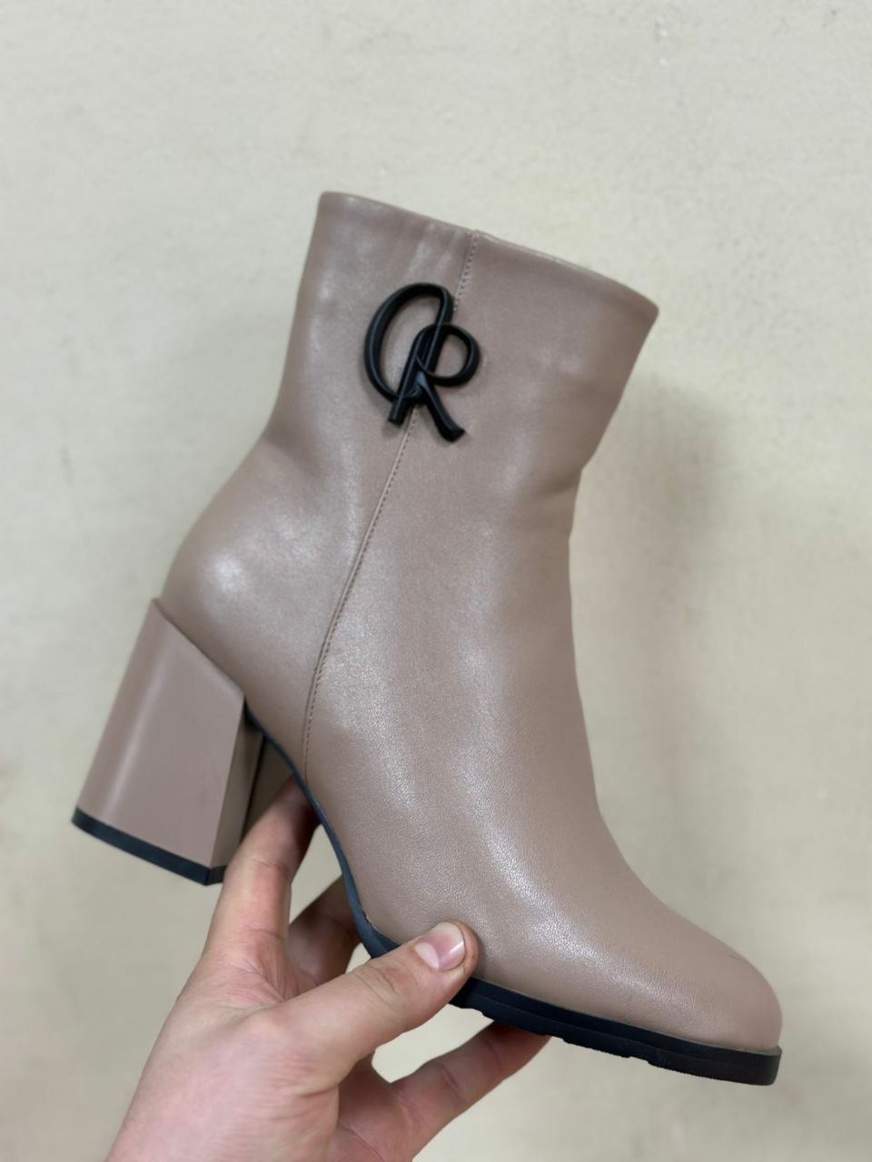 фото зимние женские ботинки оптом от производителя