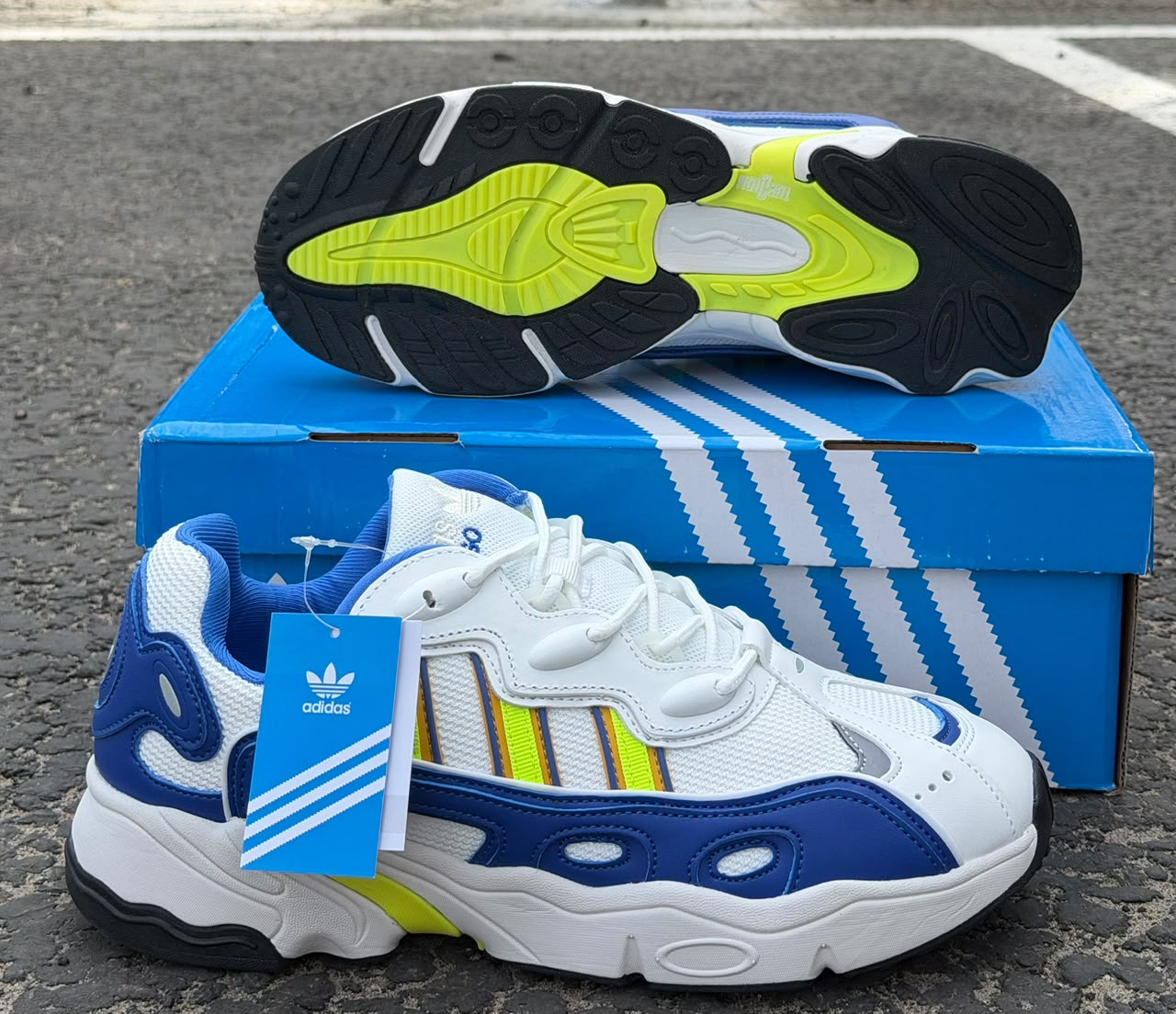 фото мужские кроссовки adidas 667363 оптом