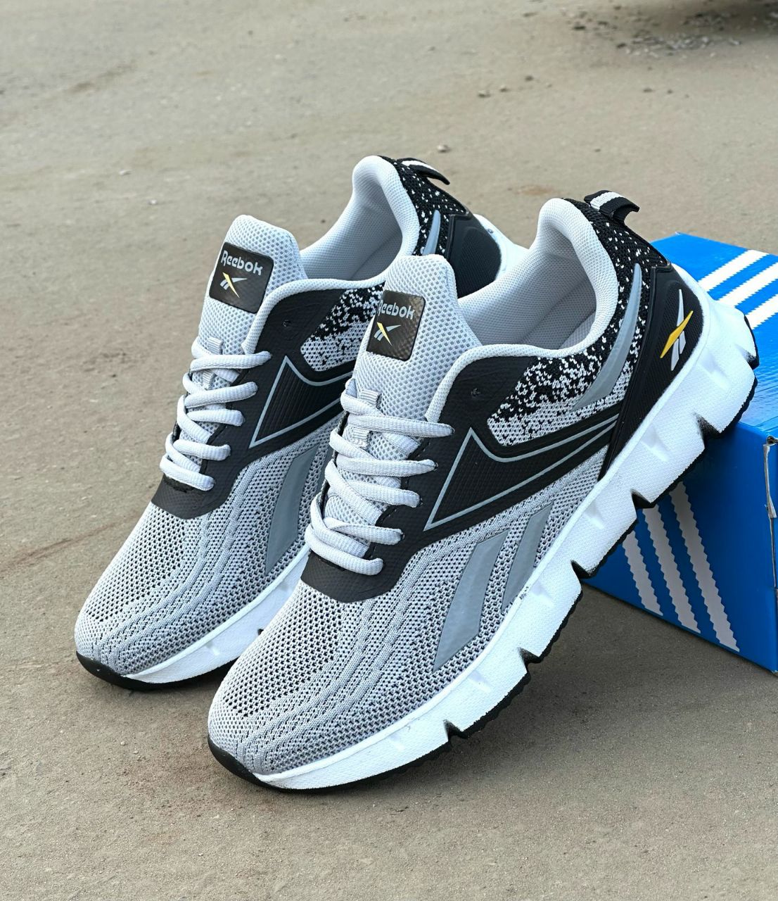 фото весенние мужские кроссовки оптом с доставкой