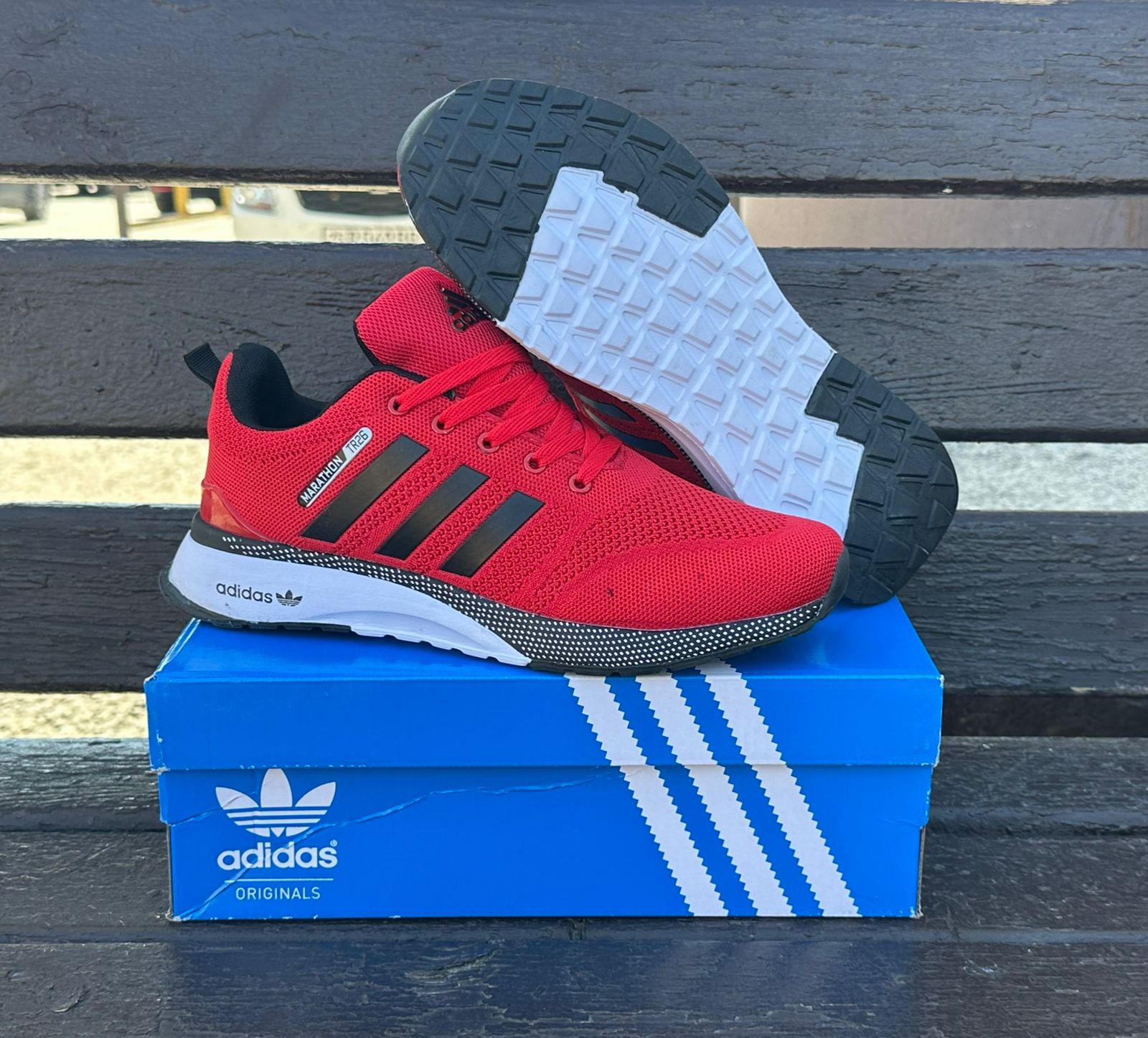 фото мужские кроссовки adidas 297189 оптом